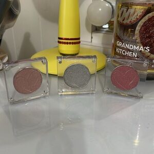 BN 3 BEAUTY CREATIONS SINGLE SHADOW